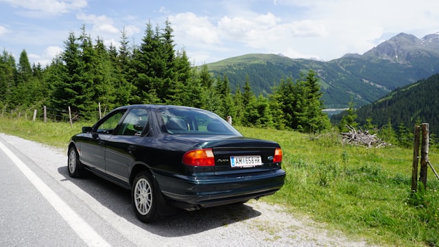 Vůz Ford Mondeo.